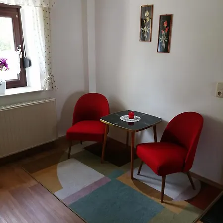 Διαμέρισμα Moni *